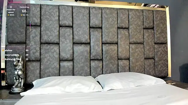 Matureyulyet Live XXX Chat