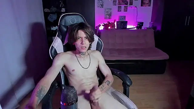 xIce_Boy 即時 XXX 聊天