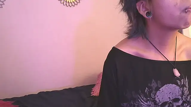 Madewithhell Live XXX Chat