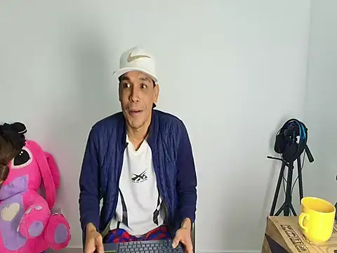 Pertunjukan Kamera Web DollsKiara