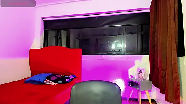 Britany_montiel Adlı Modelin Canlı XXX Sohbeti