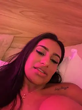 CarlaBosch Show in webcam