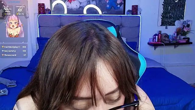 Chatroom XXX en direct de Kata_Bigboobs