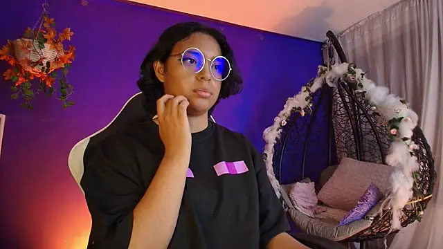 Emmapark_ Chat XXX live