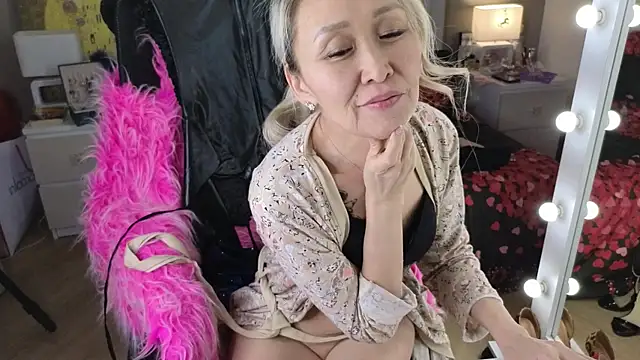 RoxalanaStar's Live XXX Chat