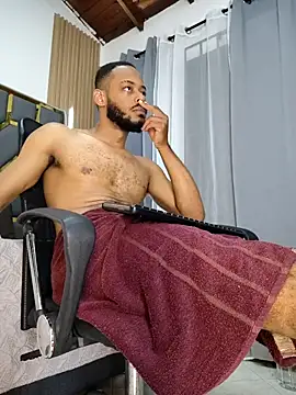 Oliver_bigblack_cock live XXX chat