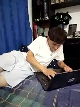 AoA-BoyStudent's Webcam Show