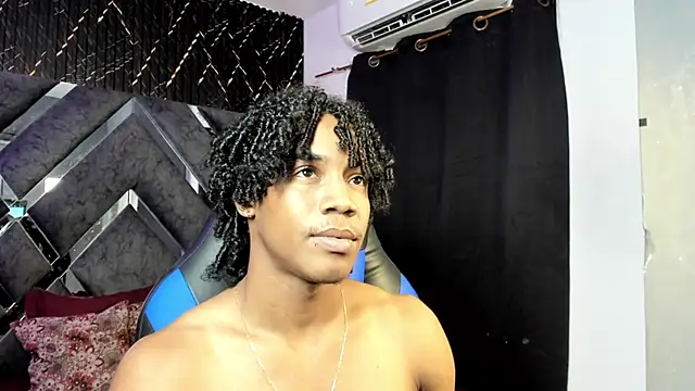 axel_silva4's Live XXX Chat