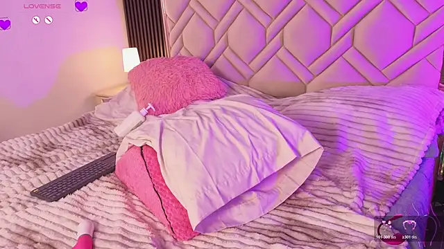 MiaaFarrel's Live XXX Chat