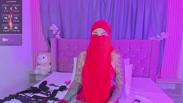 Nayla-Mouna webcam show