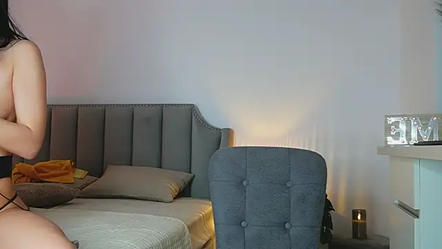 WowMila's Live XXX Chat