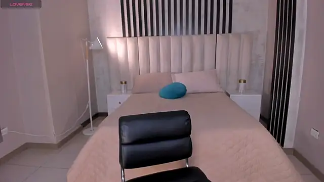 SunnyRivers – Naživo XXX chat