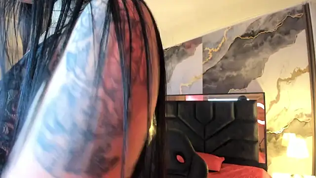 SusanVilla's Live XXX Chat