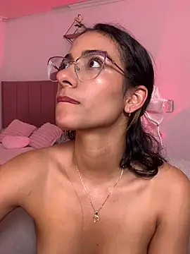 Chat XXX en directo de elegant__rouse