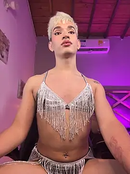 Cherry_zayden_: онлайн-секс-чат