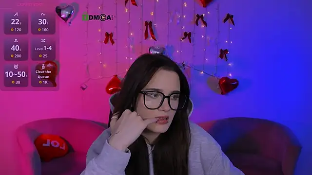 liana_kisses 现场XXX聊天