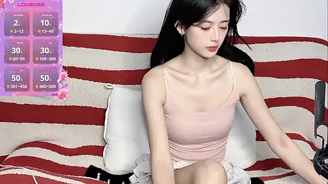 Nuomio: вебкам-шоу