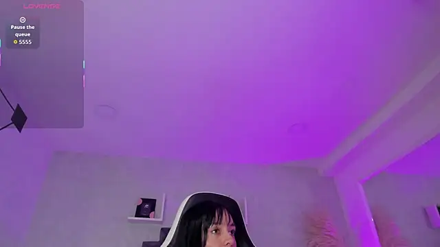 Chat XXX ao vivo de EmiliaRose_