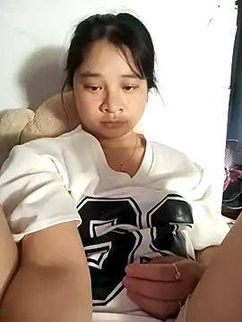 Linbi135's Webcam Show