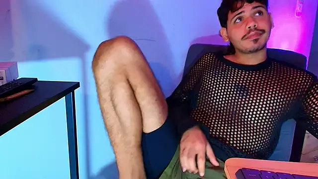 Chat +18 de cum_park1 ao vivo