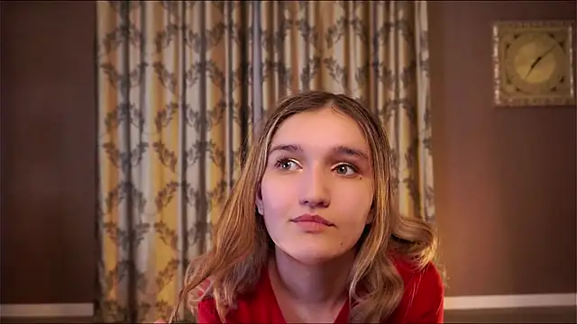 ThaliaNebel Adlı Modelin Canlı XXX Sohbeti