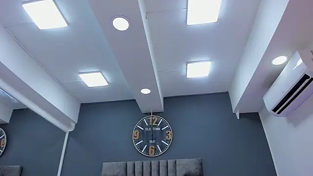 Robin_Rief Chat XXX in diretta