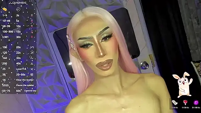 Show modela anitacruise na web-kameri