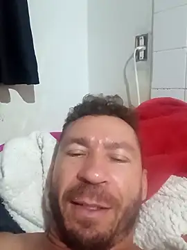 RobertoLuiz84 Live XXX-Chat