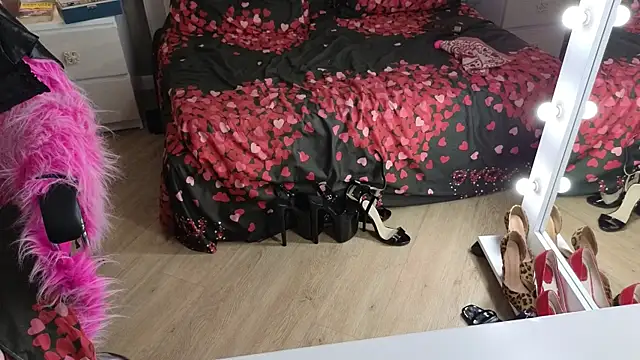 RoxalanaStar Show Webcam