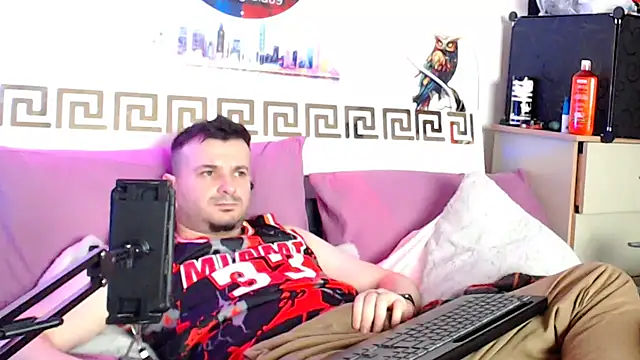 iuligruia69's Live XXX Chat