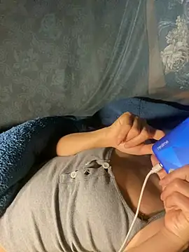 Candy_baby01 Adlı Modelin Canlı XXX Sohbeti