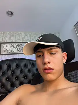 Lander_Cruz live XXX chat