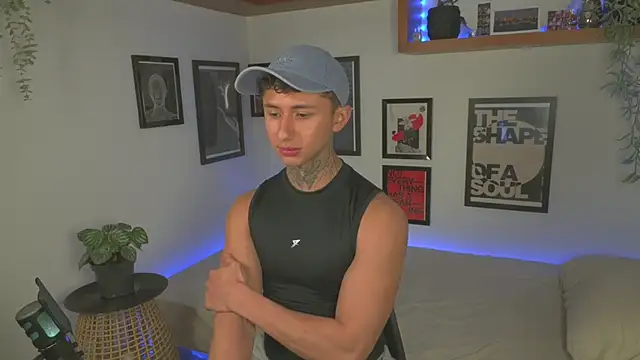 ArchiGoldd – webcam-show