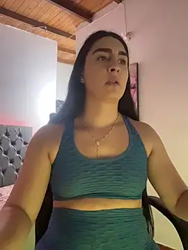 lola_diez webcam show