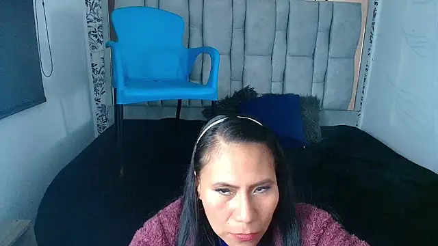 Keyla_Brunette_ live XXX chat