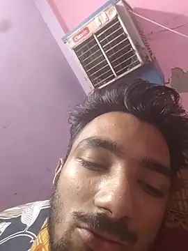 ItsPlayboy031 webcam show