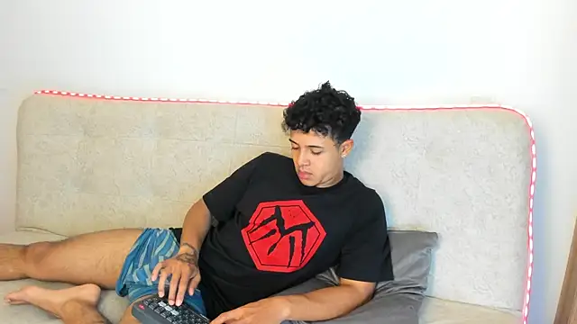 _Alex_Colton Adlı Modelin Canlı XXX Sohbeti