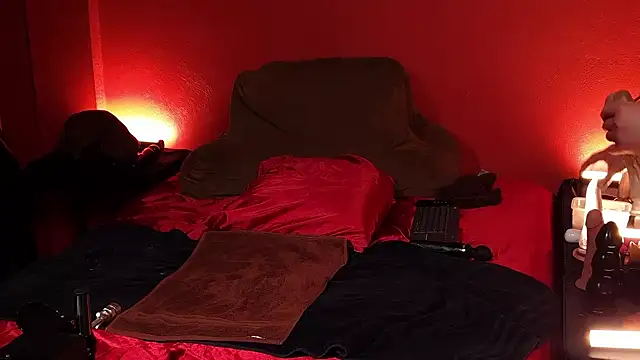 JenniferCD: διαδικτυακό σόου στην κάμερα