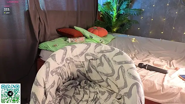 VincenzaGarigliano Pertunjukan Webcam