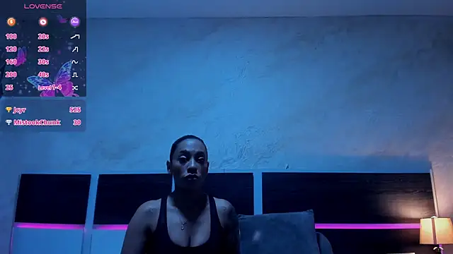 Natalia_CruzzのライブXXXチャット