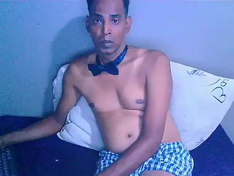 IndianHunk01's Webcam Show