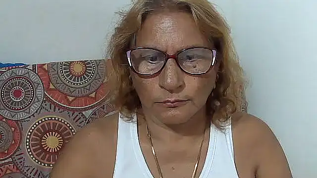 charrysexy1's Webcam Show