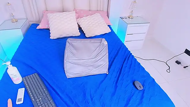 alanarose18 现场XXX聊天