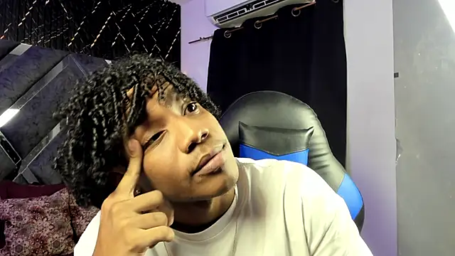 Show modela axel_silva4 na web-kameri