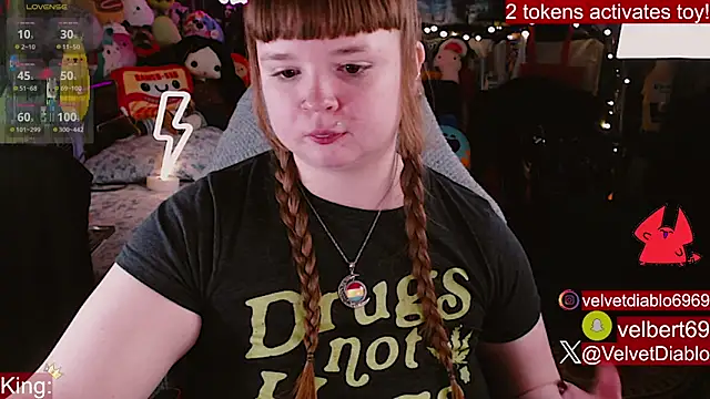 Chat XXX ao vivo de VelvetDiablo