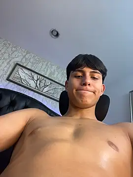 Lander_Cruz élő XXX-chatje