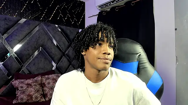 แชท XXX สดของ axel_silva4