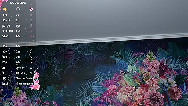 แชท XXX สดของ NicoleLuxe