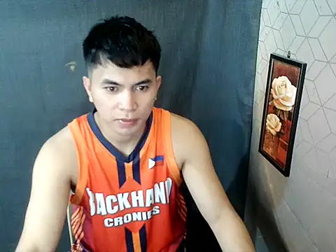 Pokazy przed kamerką – asianpatt69