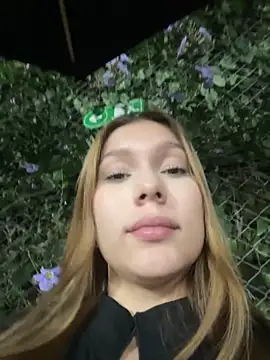 Nikii__ Live XXX-Chat